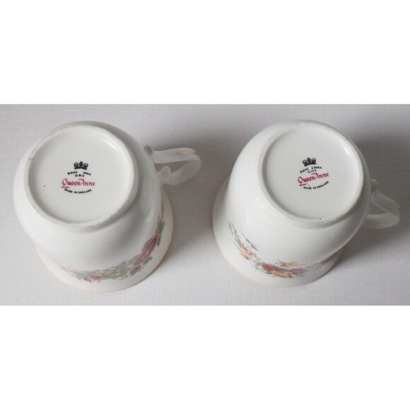 2 Vintage Queen Anne Mugs Porcelain Floral Design - Picture 4 of 4